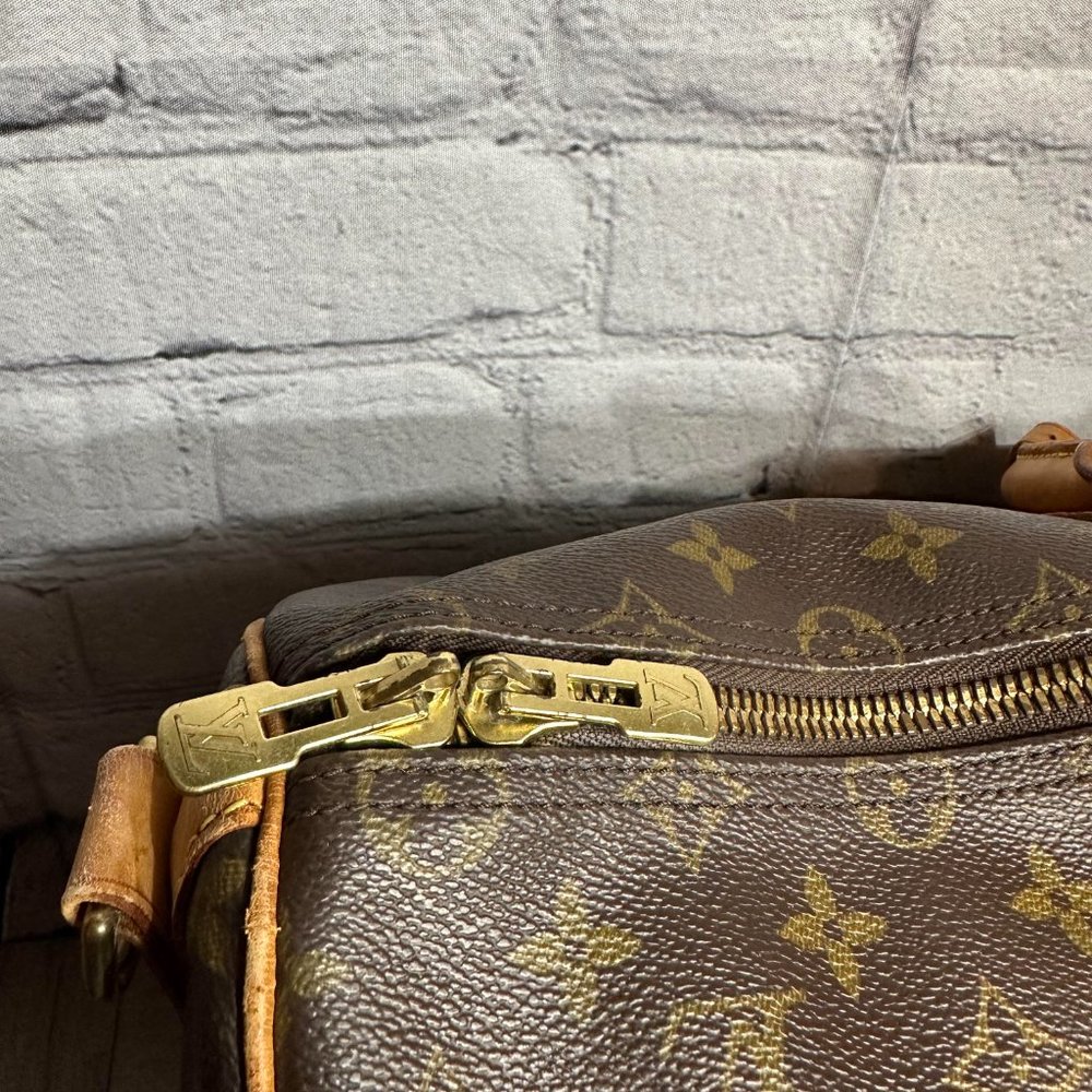 Louis Vuitton Monogram Keepall 50 Duffle Bag VI0974 - Picture 16 of 16